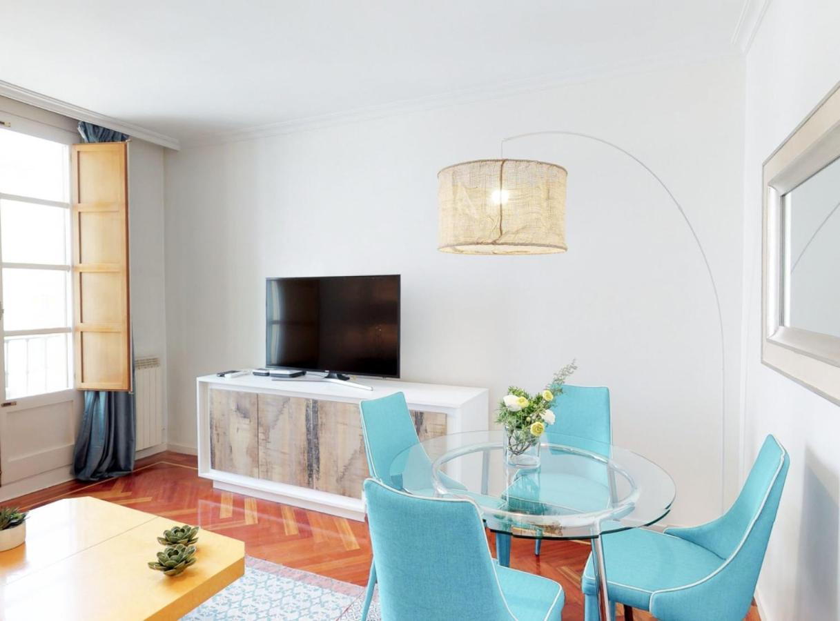 Ferienwohnung San Jeronimo I Madrid Zimmer foto