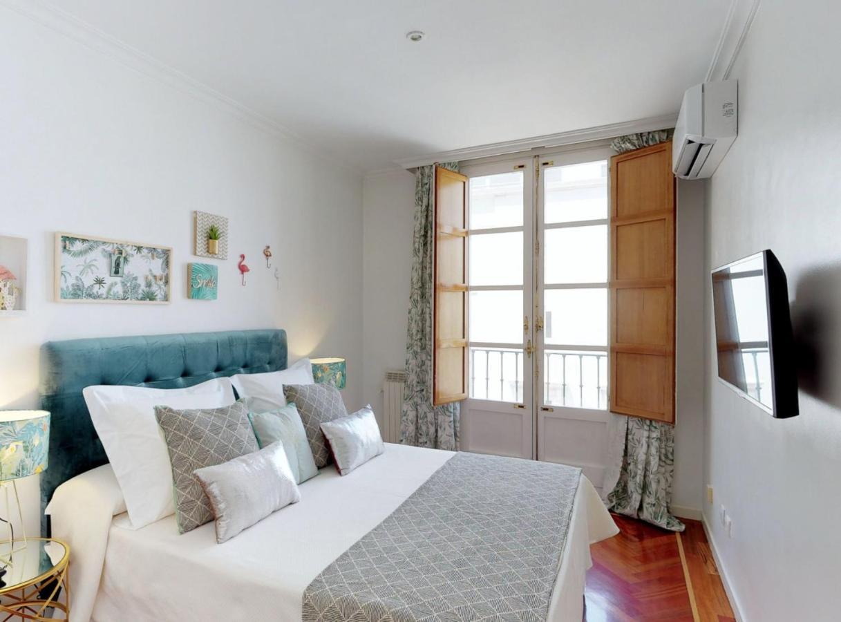 Ferienwohnung San Jeronimo I Madrid Zimmer foto